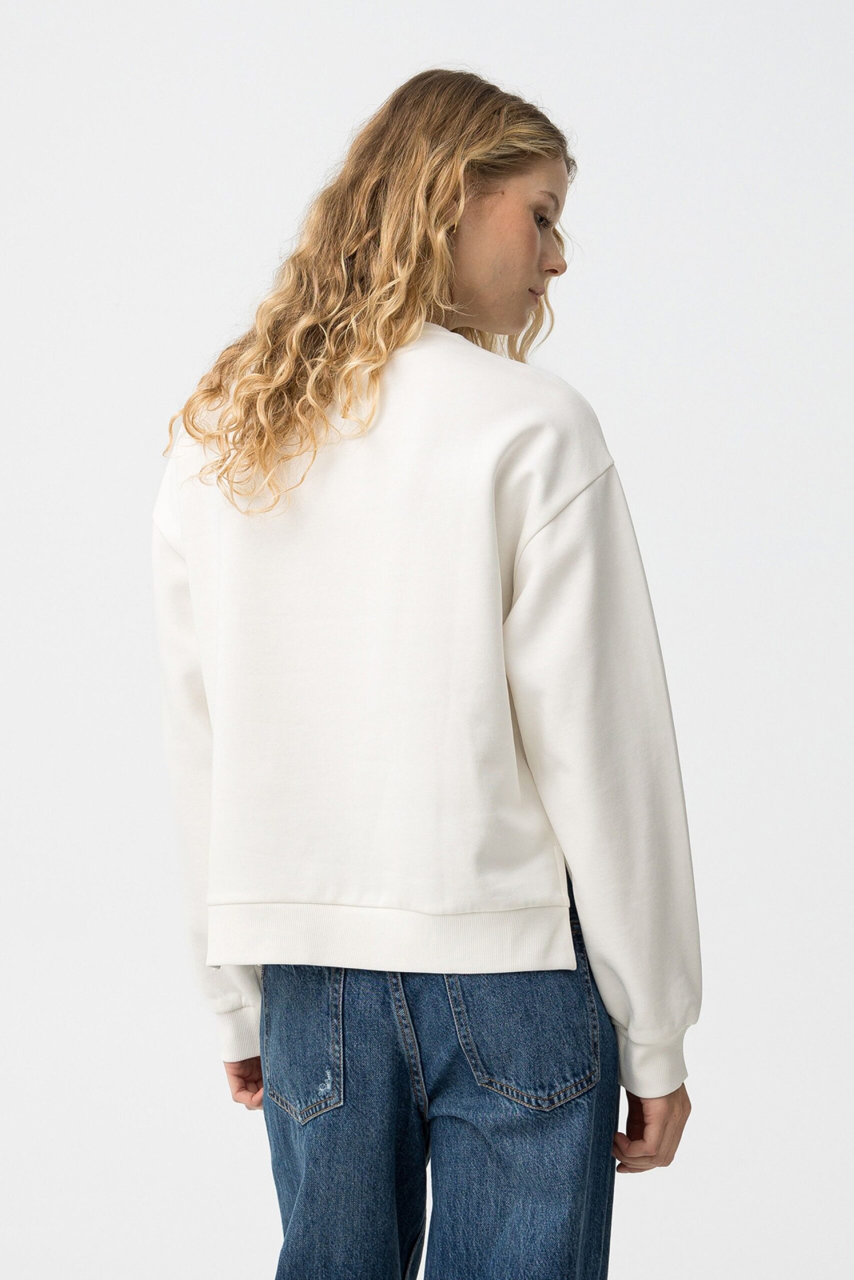 Sudadera Surtur blanca - Imagen 4