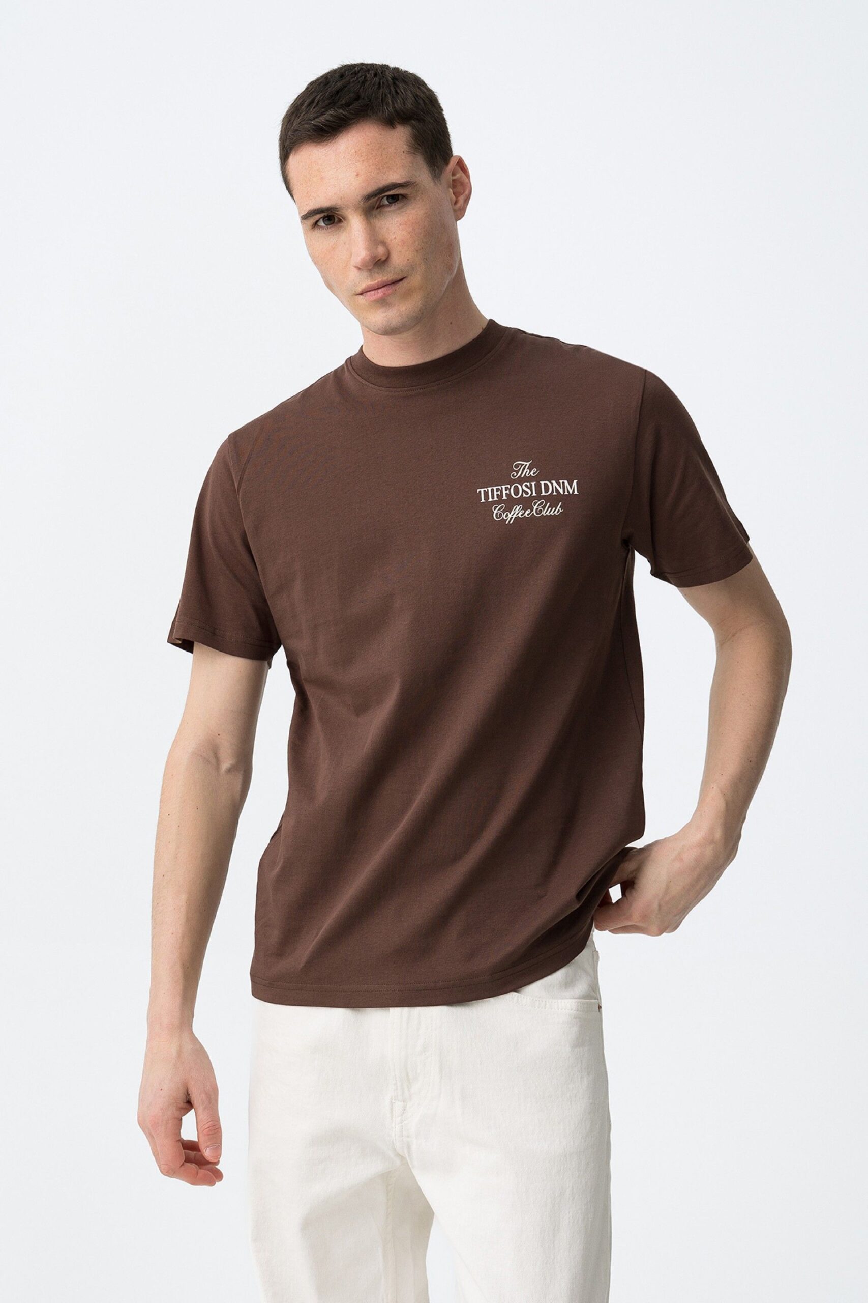 Camiseta Valentim marrón - Imagen 3