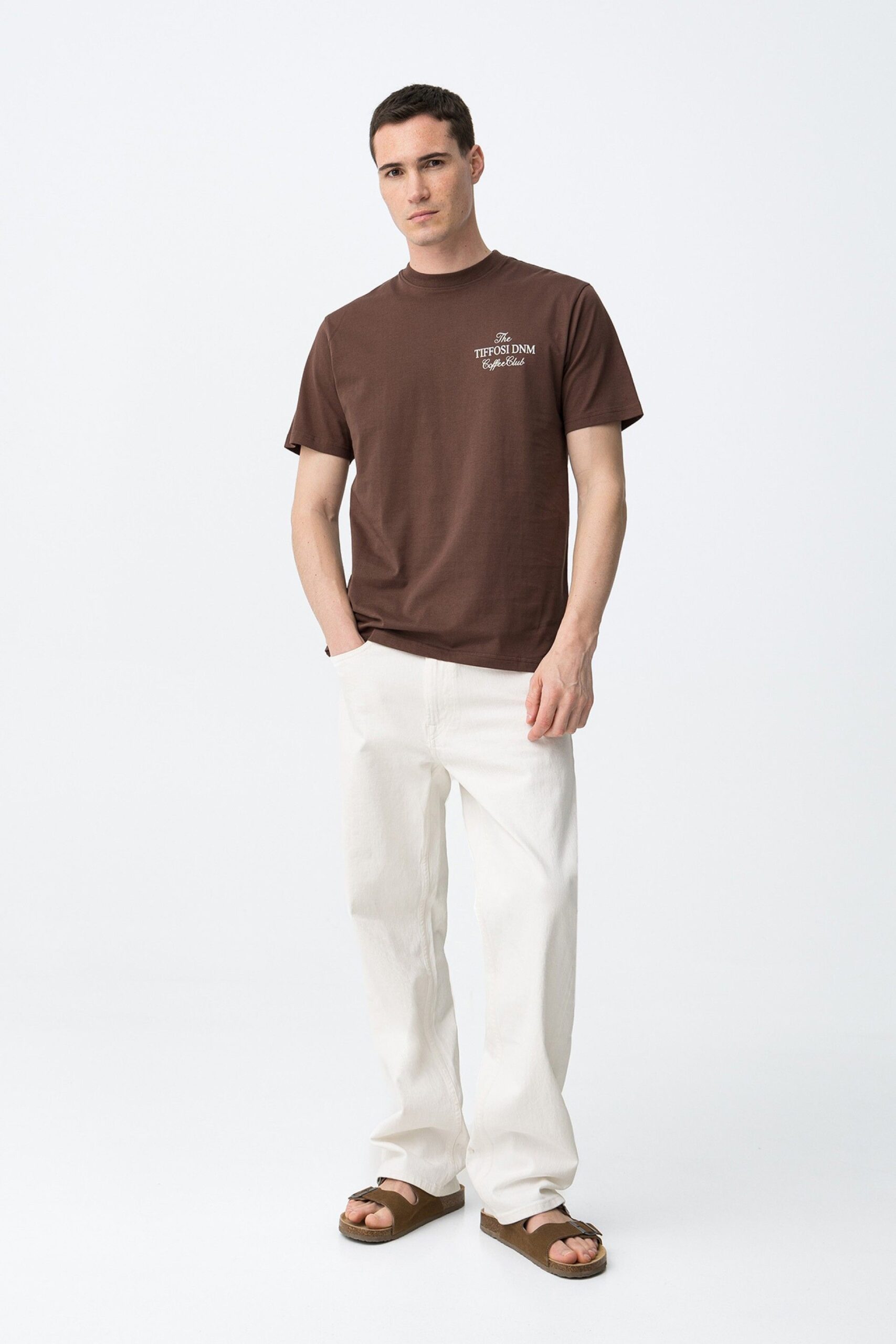 Camiseta Valentim marrón - Imagen 4