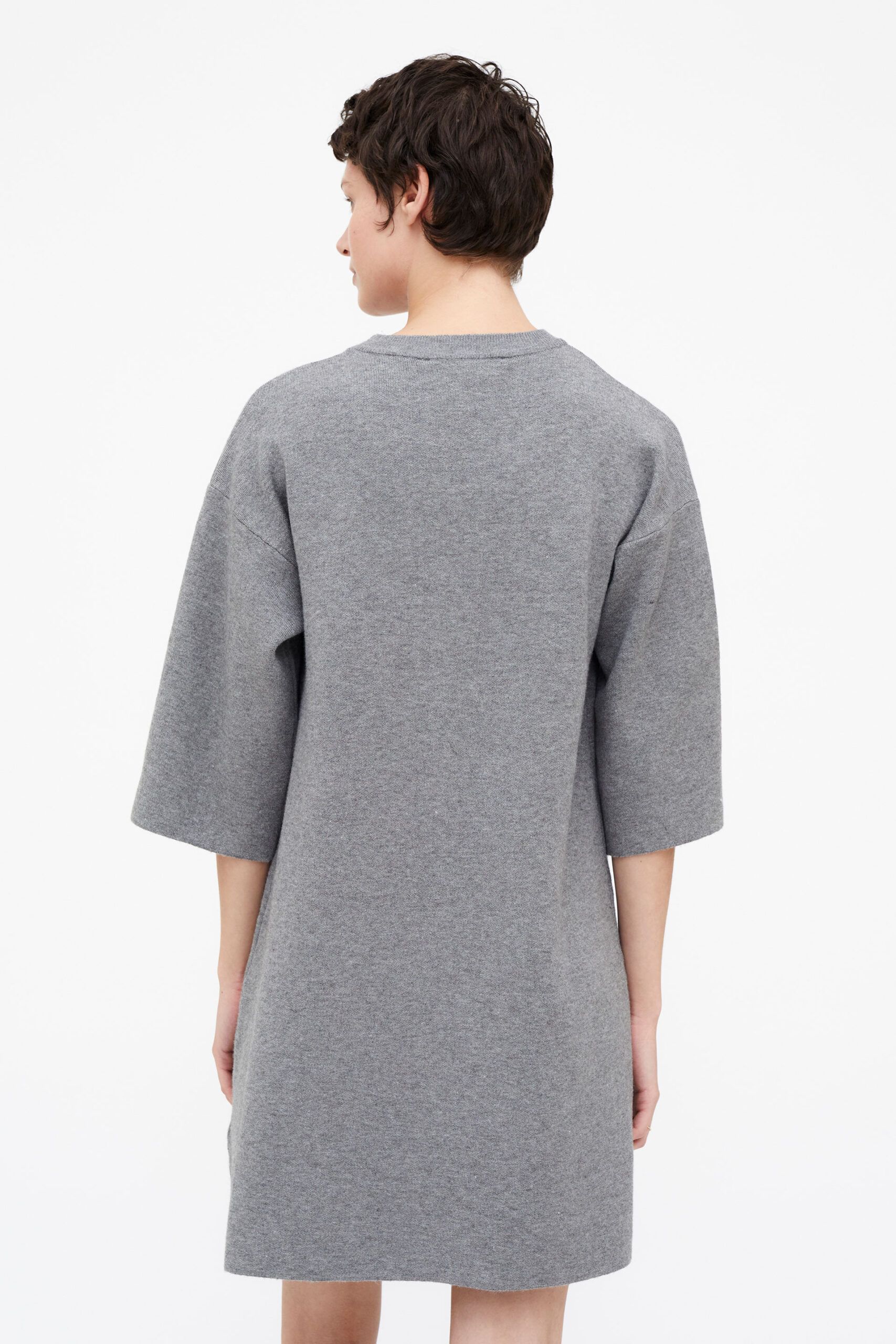 vestido-punto-corto-gris-wildpony