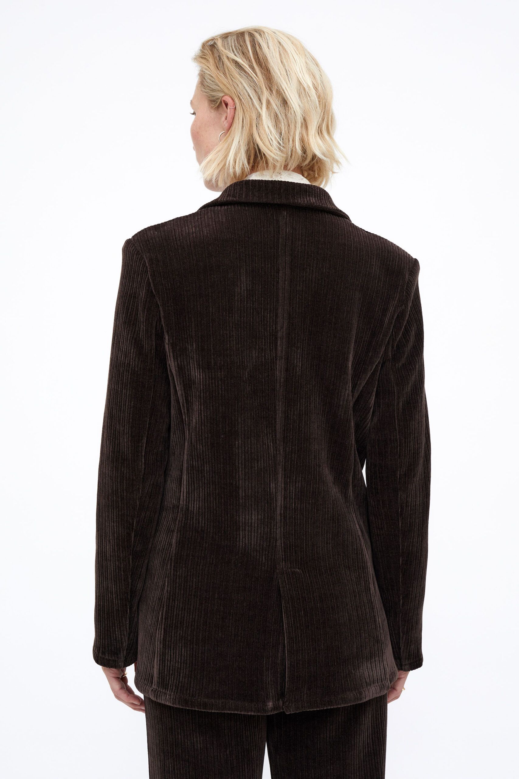 blazer-pana-terciopelo-marron-wildpony