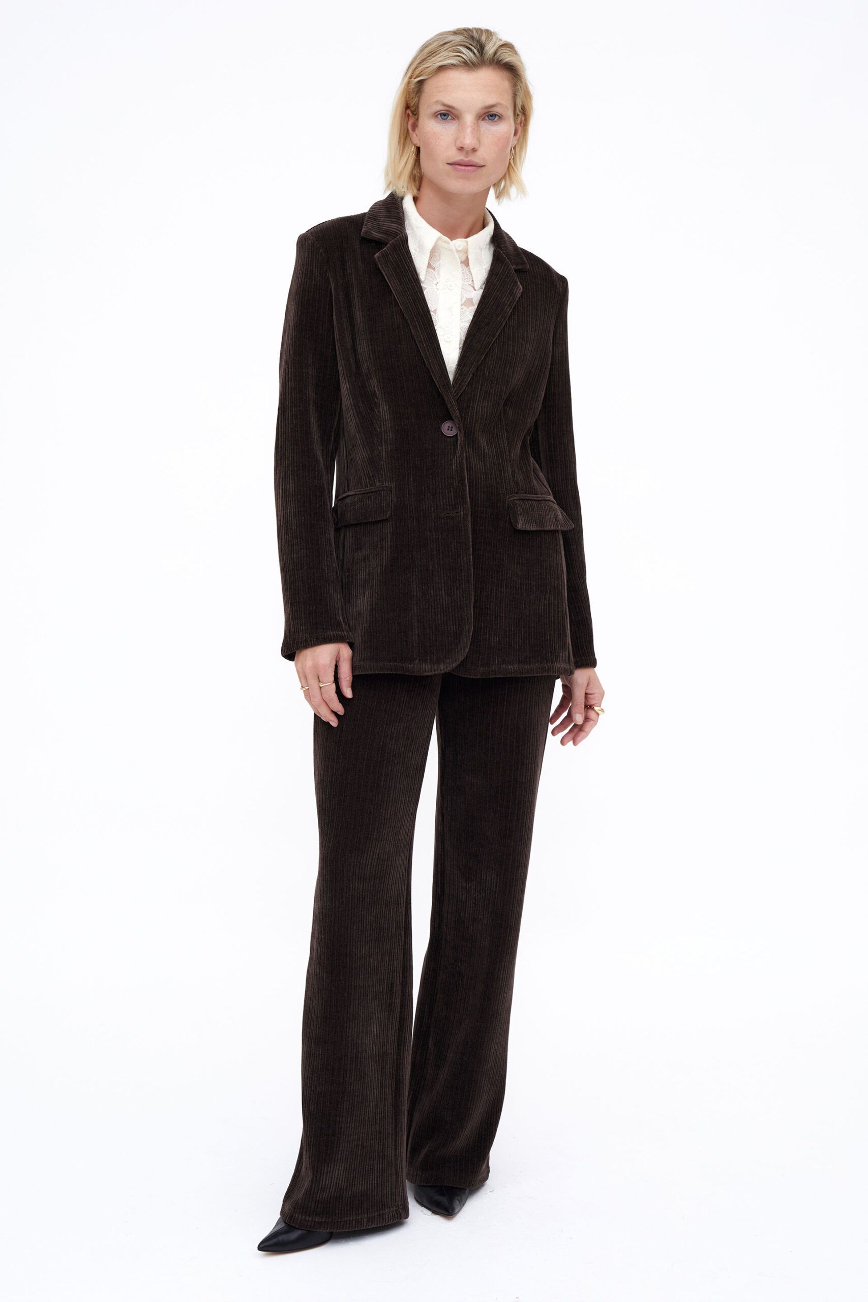 pantalon-traje-pana-terciopelo-marron-wildpony