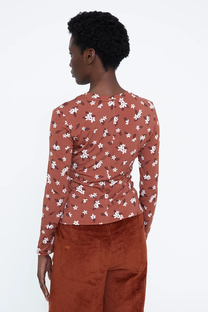 Camiseta con estampado Almond Flower - Imagen 4